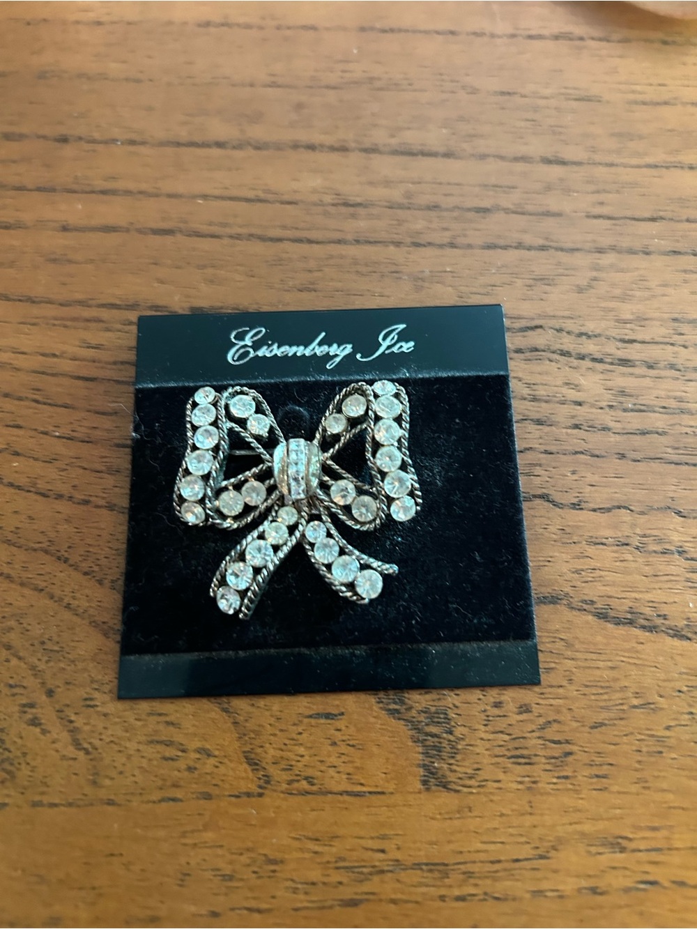 Gorgeous Eisenberg Ice Crystal Bow Brooch Like New